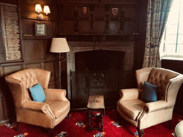 Woodsome Hall Golf Club Dormy House Fenay Bridge Екстериор снимка