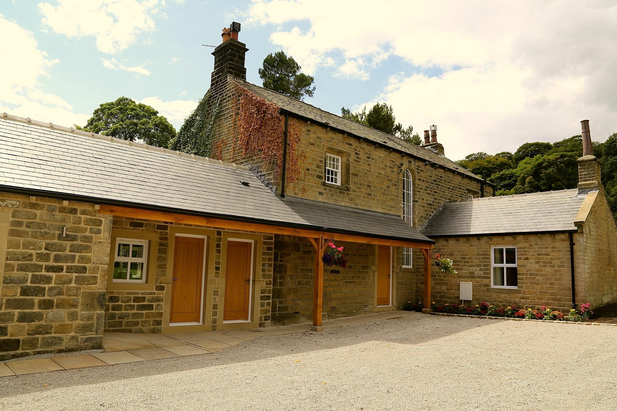 Woodsome Hall Golf Club Dormy House Fenay Bridge Екстериор снимка